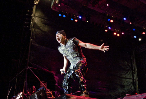 The Iron Maiden frontman offers a record that's perfected down to the last detail.  | Photo: adels