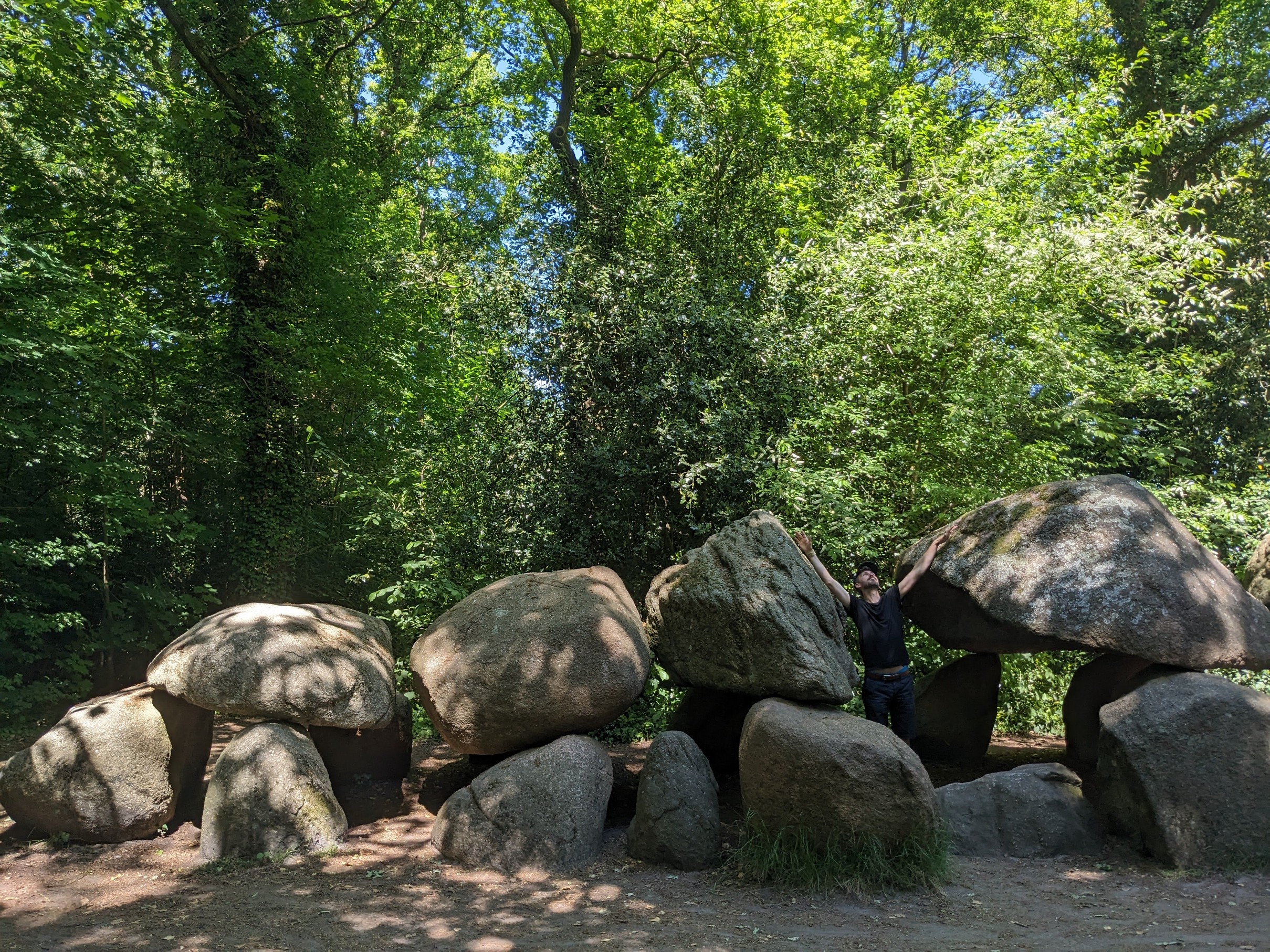 Hunebed D27 in Borger, the Netherlands. I Photo: Loes van Schaijk