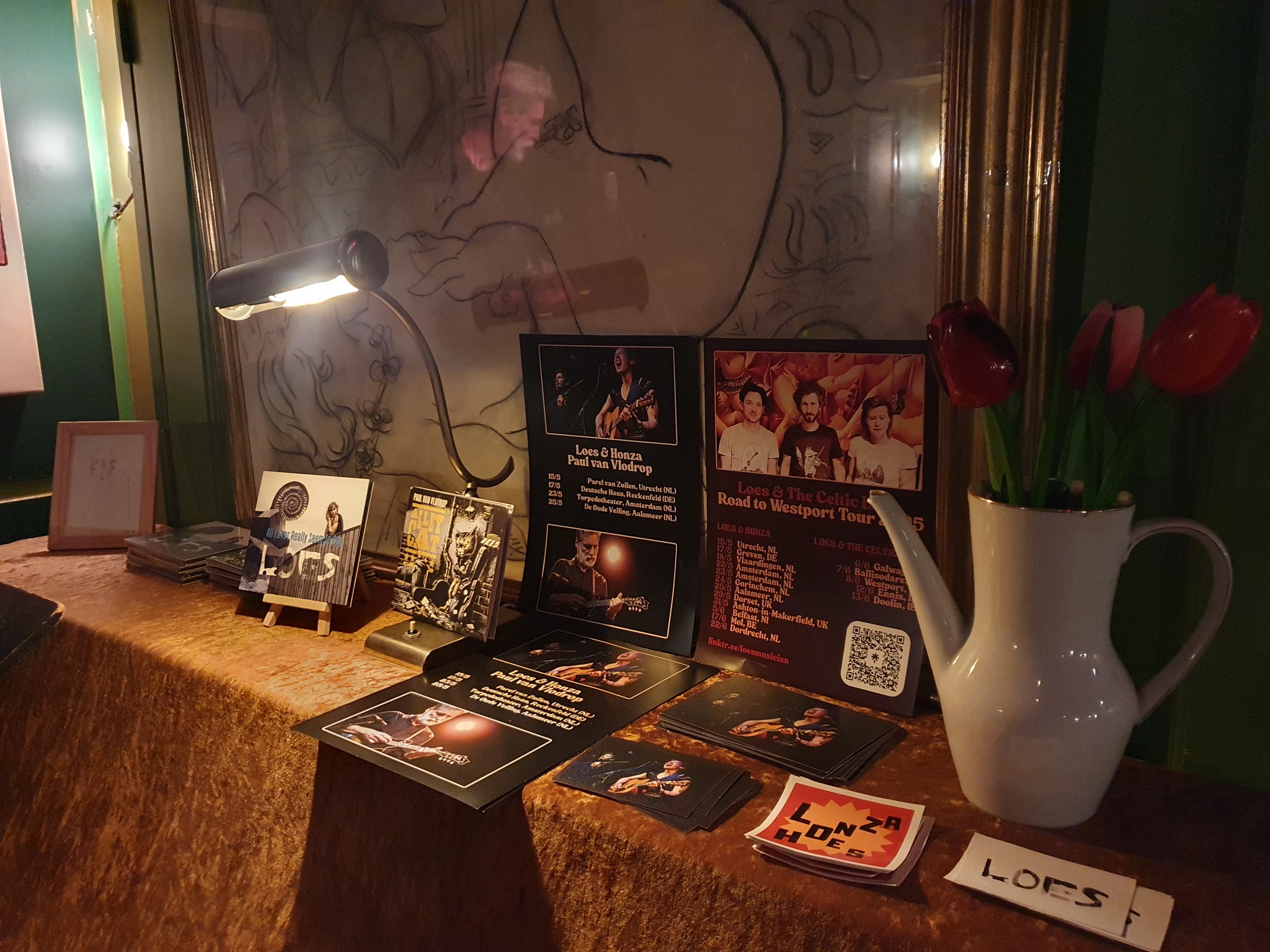 Our merch table in the stylish ambiance of Torpedo Theater. I Photo: Loes van Schaijk