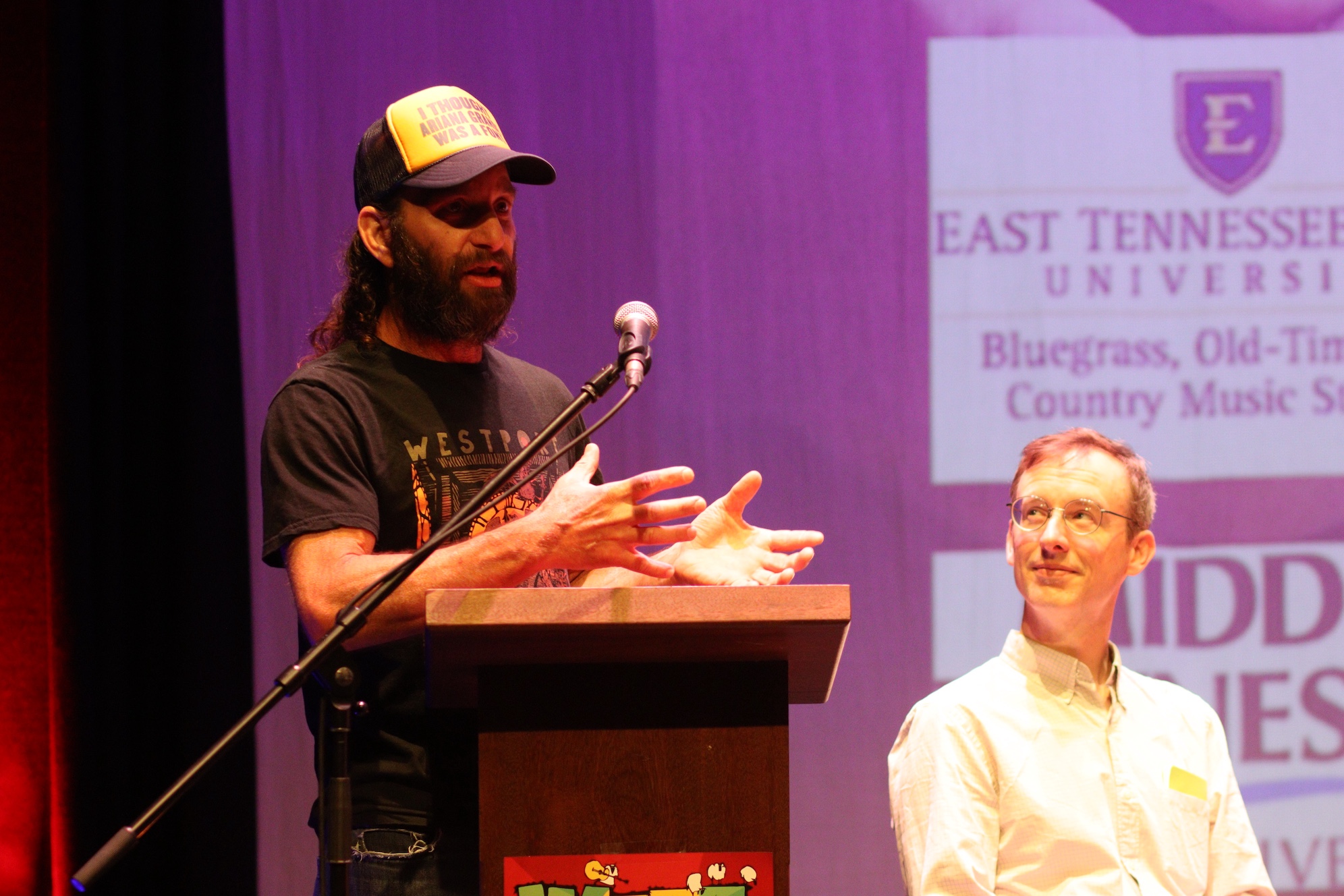 Festival organizer Uri Kohen and Lee Bidgood, Ph. D. at The Universities Project Symposium in Westport | Photo: Honza Bartošek