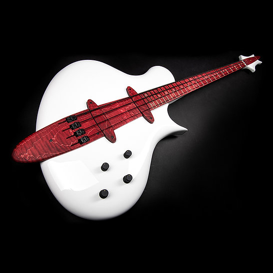 Jens Ritter's The Red Spike bass. l Photo: Jens Ritter Instruments website