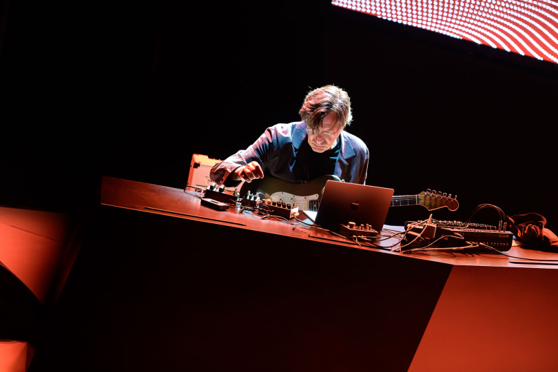 Fennesz turned subtle gestures into vast sonic spaces – his guitar breathing through circuits, time, and silence.  | Photo: Petra Hajská, Prague Sounds 