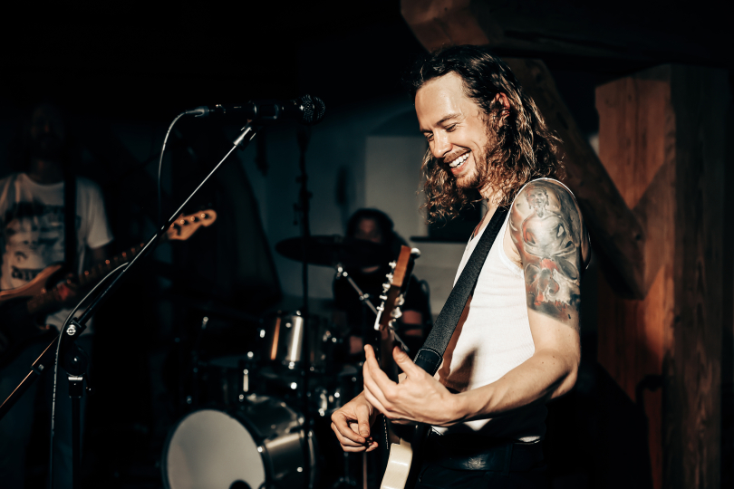 “I don't think I know anyone on the London scene with a smaller board than me, which I kind of like,” says Rufus Miller. | Photo: Milan Kruliš