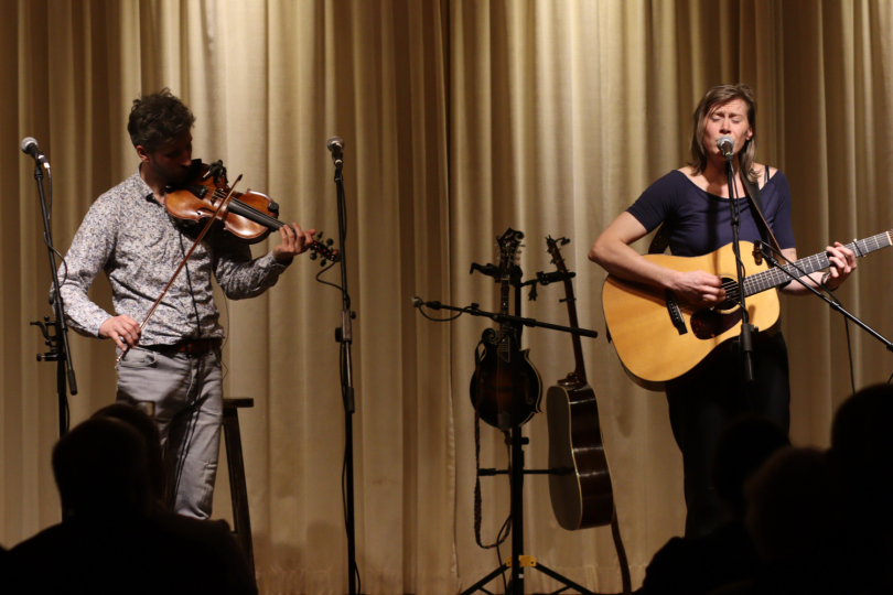 Loes and Honza in the Parel van Zuilen. | Photo: Esther Bosch Loes and Honza in the Parel van Zuilen. | Photo: Esther Bosch
