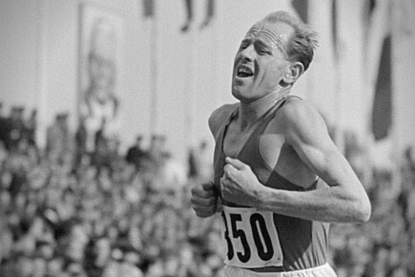 If your style that isn't popular, people criticise you for it or point it out with a smile, try following Zátopek's lead. | Photo: Wikipedia