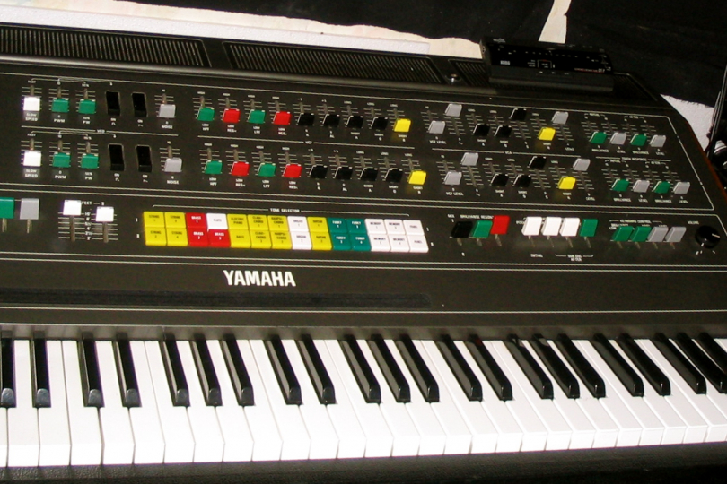 yamaha cs80 synth