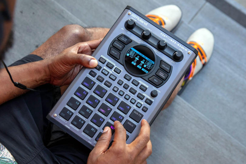 Roland SP404MKII: The New Generation of SP Series Samplers ...