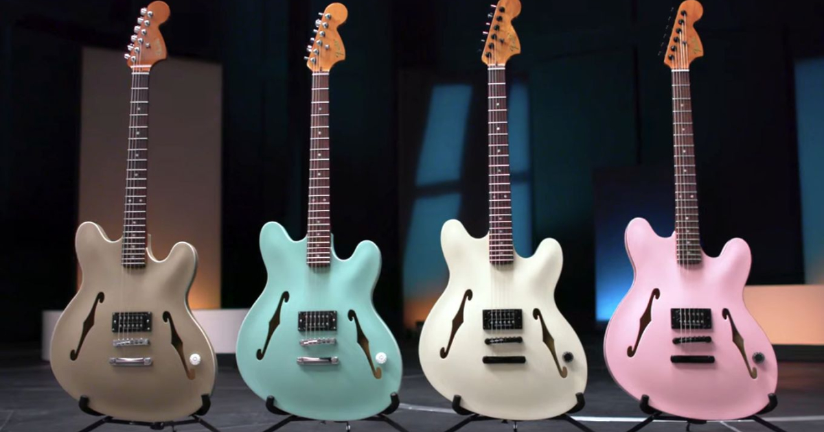 Fender Tom DeLonge Starcaster in a Semi-hollow Version | insounder.org