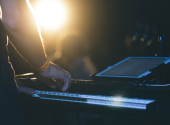 No more carrying around songbooks and performing from behind a wall of sheet music. You’d just look at the whole notation once and instantly memorize it as a kind of “visual map.” | Photo: Unsplash