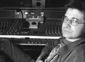 Steve Albini: "Find people who think like you and stick with them. Make only music you are passionate about. Work only with people you like and trust. Don't sign anything." | Photo: swench.net