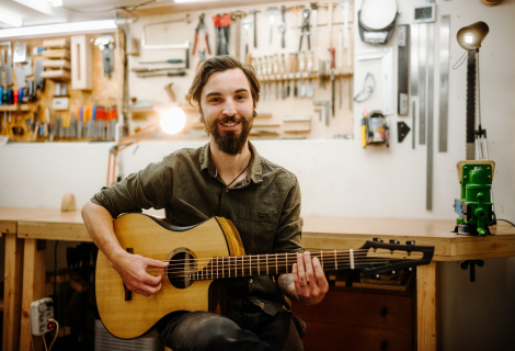 David Mák in the workshop. | Photo: Jakub Vít