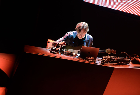 Fennesz turned subtle gestures into vast sonic spaces – his guitar breathing through circuits, time, and silence.  | Photo: Petra Hajská, Prague Sounds 