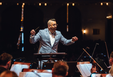 Christopher Lennertz performing at Obecni Dum | Photo: Petr Klapper, Composers Summit Prague