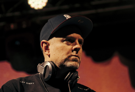 Joshua Paul Davis, aka DJ Shadow, at the Roxy Club, Prague | Photo: Filip Kůstka / Fource Entertainment