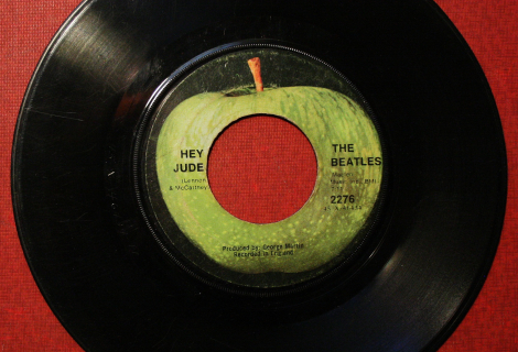 "Hey Jude" was a huge hit when it was released, topping the charts and at the time being the longest ever single in the history of music | Photo: Creative Commons (CC by 2.0)