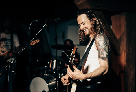 “I don't think I know anyone on the London scene with a smaller board than me, which I kind of like,” says Rufus Miller. | Photo: Milan Kruliš