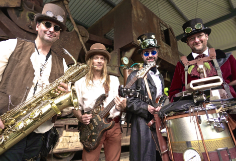 Steampunk street band The Folk Dandies with Steve Louvat | Photo: the band's official press kit